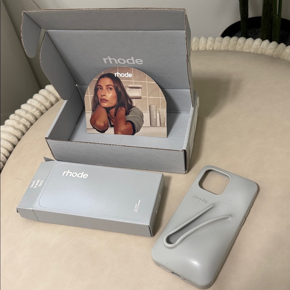 RHODE IPHONE 15PRO MAX CASE